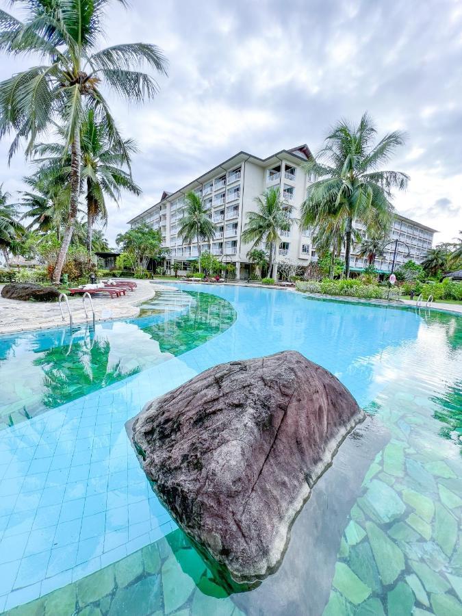 Palau Royal Resort Koror Exterior foto