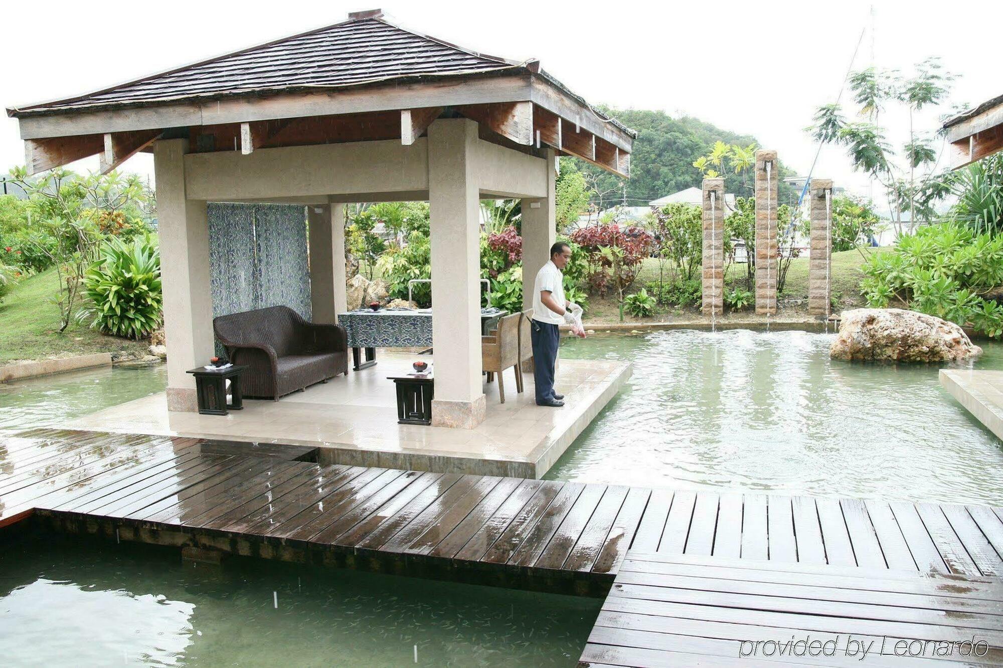 Palau Royal Resort Koror Exterior foto